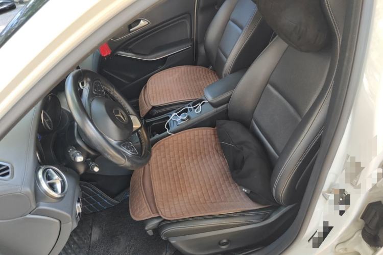Used Mercedes-Benz GLA 2016 GLA 200 Fashion Model Left Front Seat