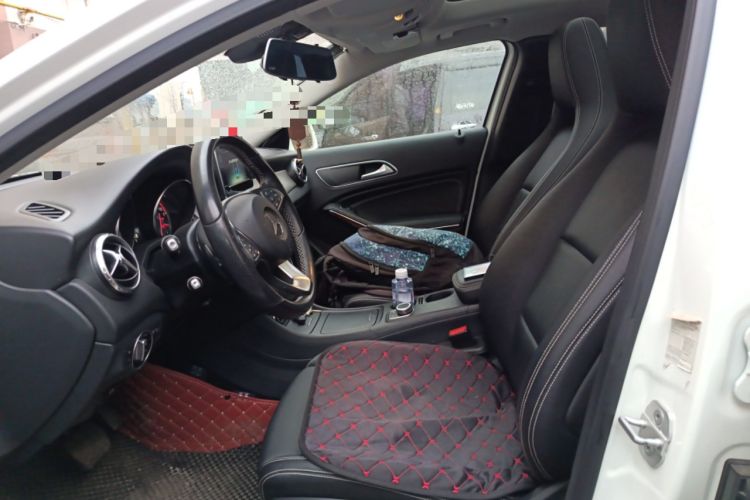Used Mercedes-Benz GLA 2016 GLA 200 Sport Edition Left Front Seat