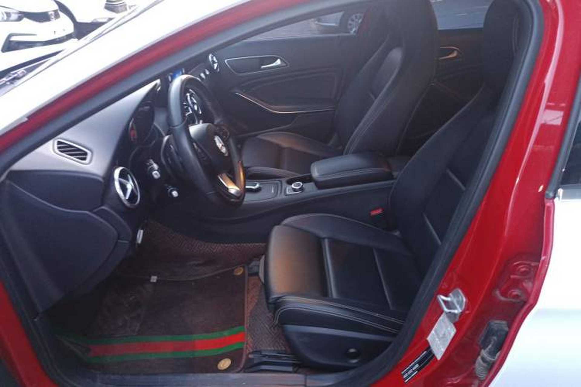 Used Mercedes-Benz GLA 2016 GLA 200 Sport Edition Left Front Seat
