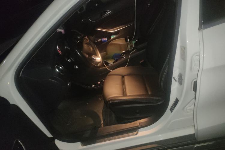 Used Mercedes-Benz GLA 2016 GLA 200 Fashion Model Left Front Seat