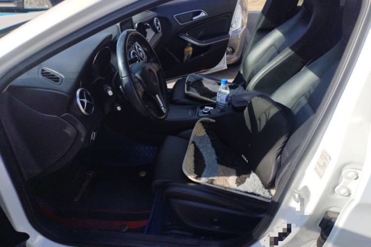 Used Mercedes-Benz GLA 2016 GLA 200 Sport Edition Left Front Seat
