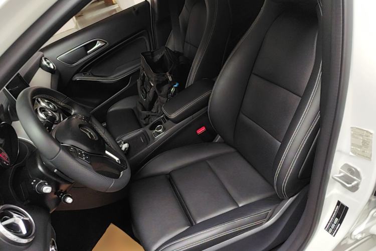 Used Mercedes-Benz GLA 2016 GLA 200 Fashion Model Left Front Seat