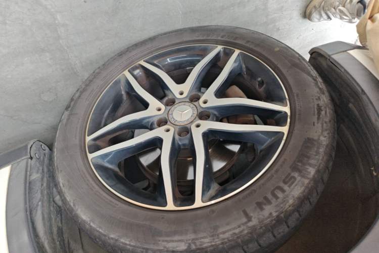 Used Mercedes-Benz GLA 2016 GLA 200 Fashion Model Left Front Wheel Hub