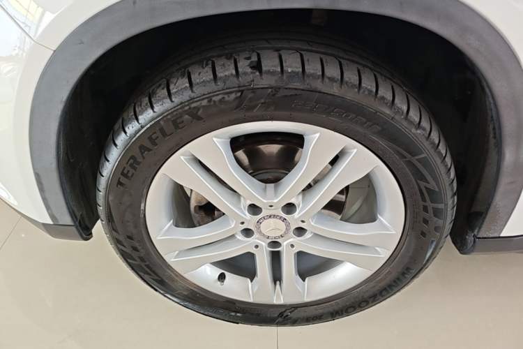 Used Mercedes-Benz GLA 2016 GLA 200 Sport Edition Left Front Wheel Hub