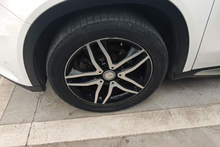 Used Mercedes-Benz GLA 2016 GLA 200 Fashion Model Left Front Wheel Hub