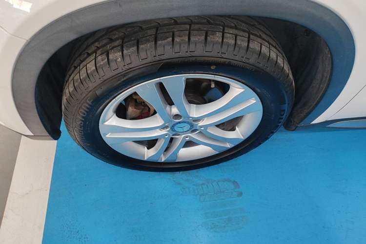 Used Mercedes-Benz GLA 2016 GLA 200 Sport Edition Left Front Wheel Hub