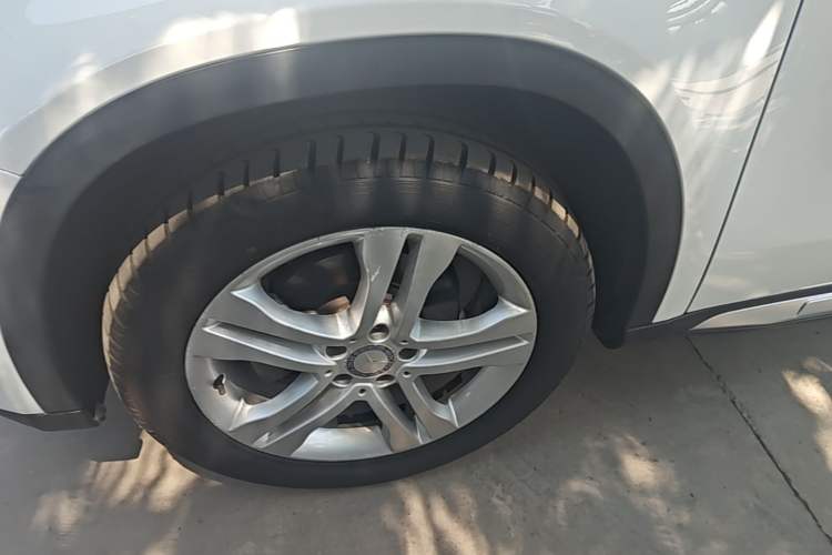 Used Mercedes-Benz GLA 2016 GLA 200 Sport Edition Left Front Wheel Hub