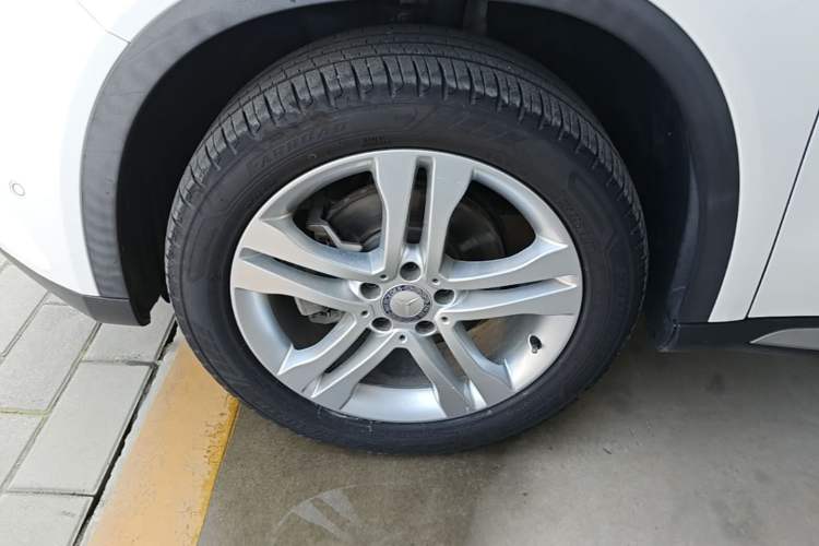 Used Mercedes-Benz GLA 2016 GLA 200 Sport Edition Left Front Wheel Hub
