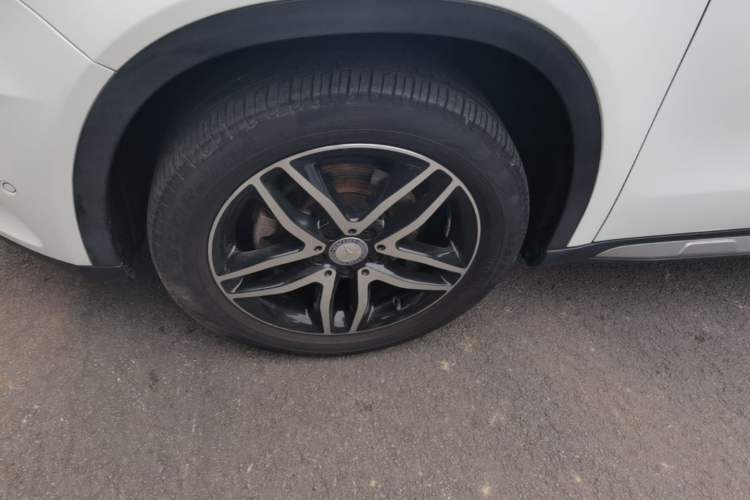 Used Mercedes-Benz GLA 2016 GLA 200 Fashion Model Left Front Wheel Hub