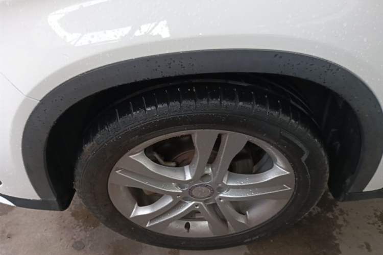 Used Mercedes-Benz GLA 2016 GLA 200 Sport Edition Left Front Wheel Hub