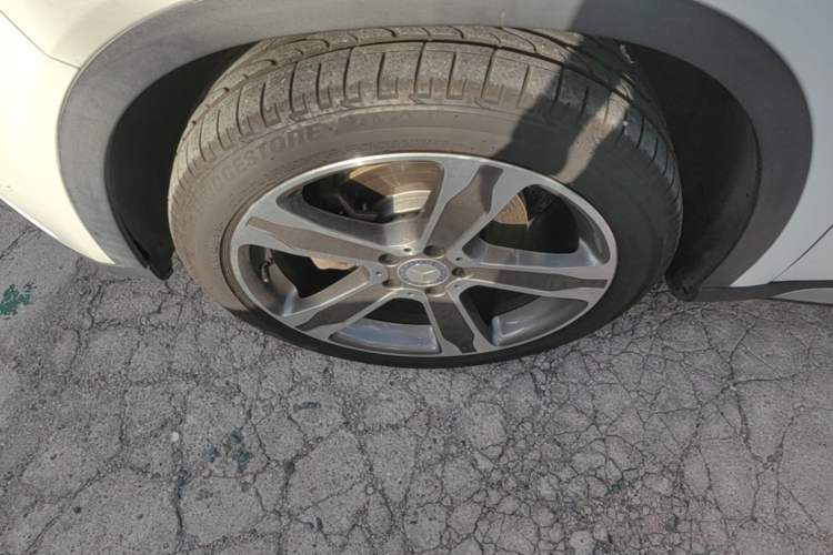 Used Mercedes-Benz GLA 2016 GLA 200 Fashion Model Left Front Wheel Hub