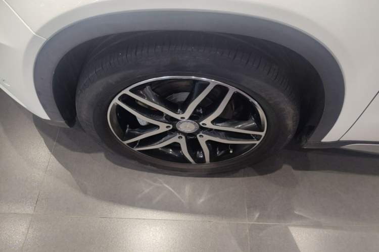 Used Mercedes-Benz GLA 2016 GLA 200 Fashion Model Left Front Wheel Hub