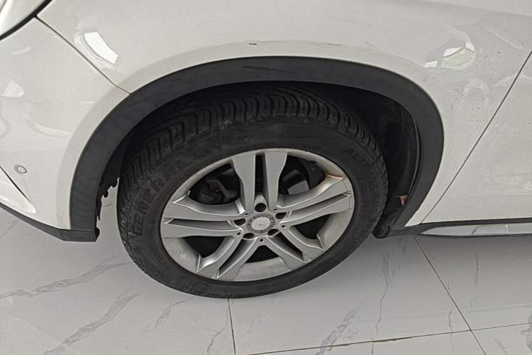 Used Mercedes-Benz GLA 2016 GLA 200 Sport Edition Left Front Wheel Hub