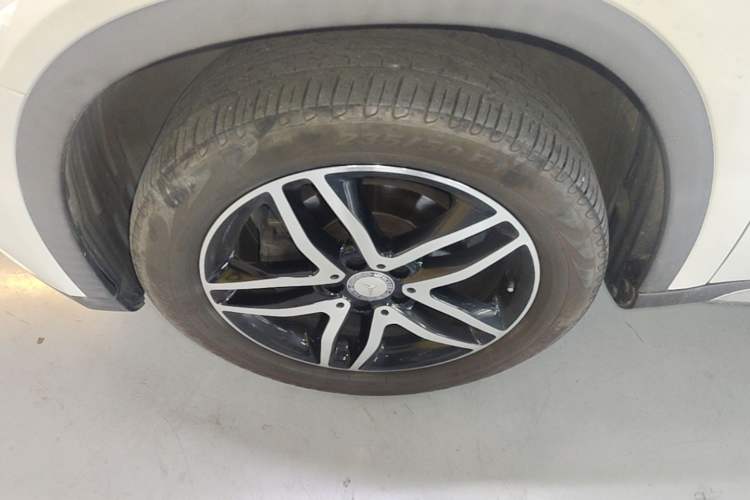 Used Mercedes-Benz GLA 2016 GLA 200 Fashion Model Left Front Wheel Hub