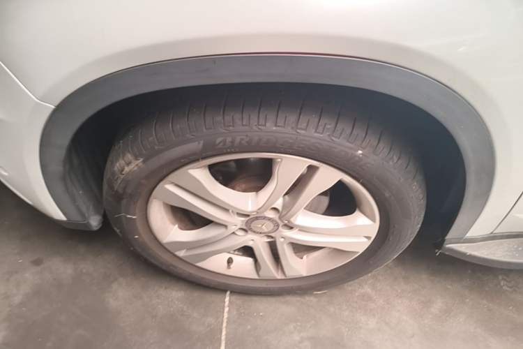 Used Mercedes-Benz GLA 2016 GLA 200 Sport Edition Left Front Wheel Hub