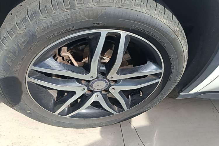 Used Mercedes-Benz GLA 2016 GLA 200 Fashion Model Left Front Wheel Hub