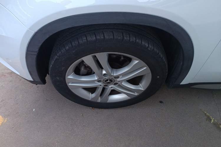 Used Mercedes-Benz GLA 2016 GLA 200 Sport Edition Left Front Wheel Hub