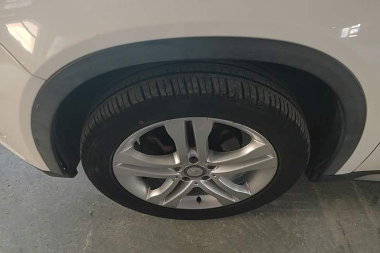 Used Mercedes-Benz GLA 2016 GLA 200 Sport Edition Left Front Wheel Hub
