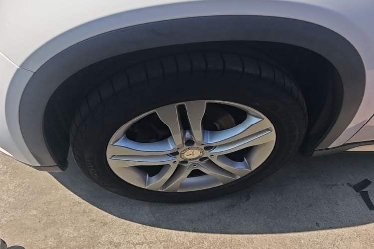 Used Mercedes-Benz GLA 2016 GLA 200 Sport Edition Left Front Wheel Hub
