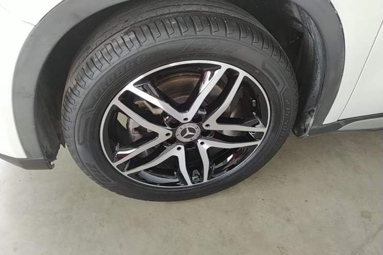 Used Mercedes-Benz GLA 2016 GLA 200 Fashion Model Left Front Wheel Hub