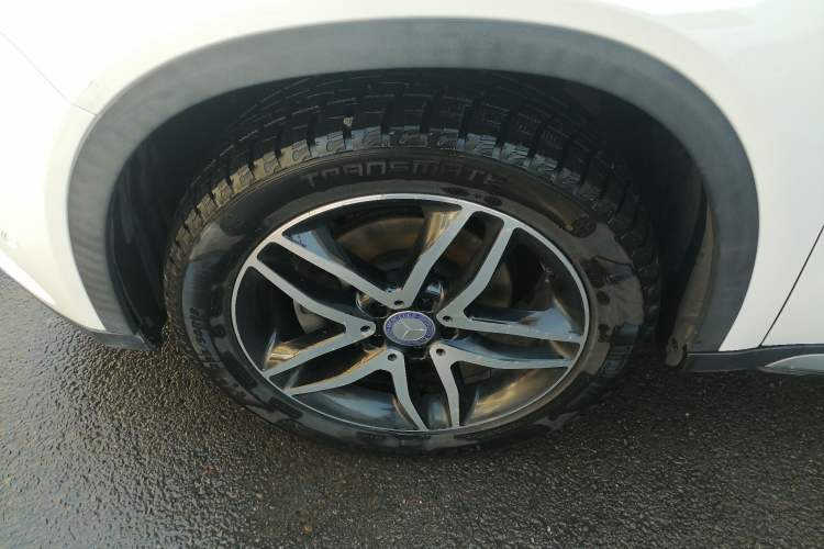 Used Mercedes-Benz GLA 2016 GLA 220 4MATIC Fashion Edition Left Front Wheel Hub