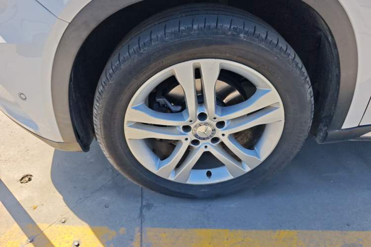 Used Mercedes-Benz GLA 2016 GLA 200 Fashion Model Left Front Wheel Hub