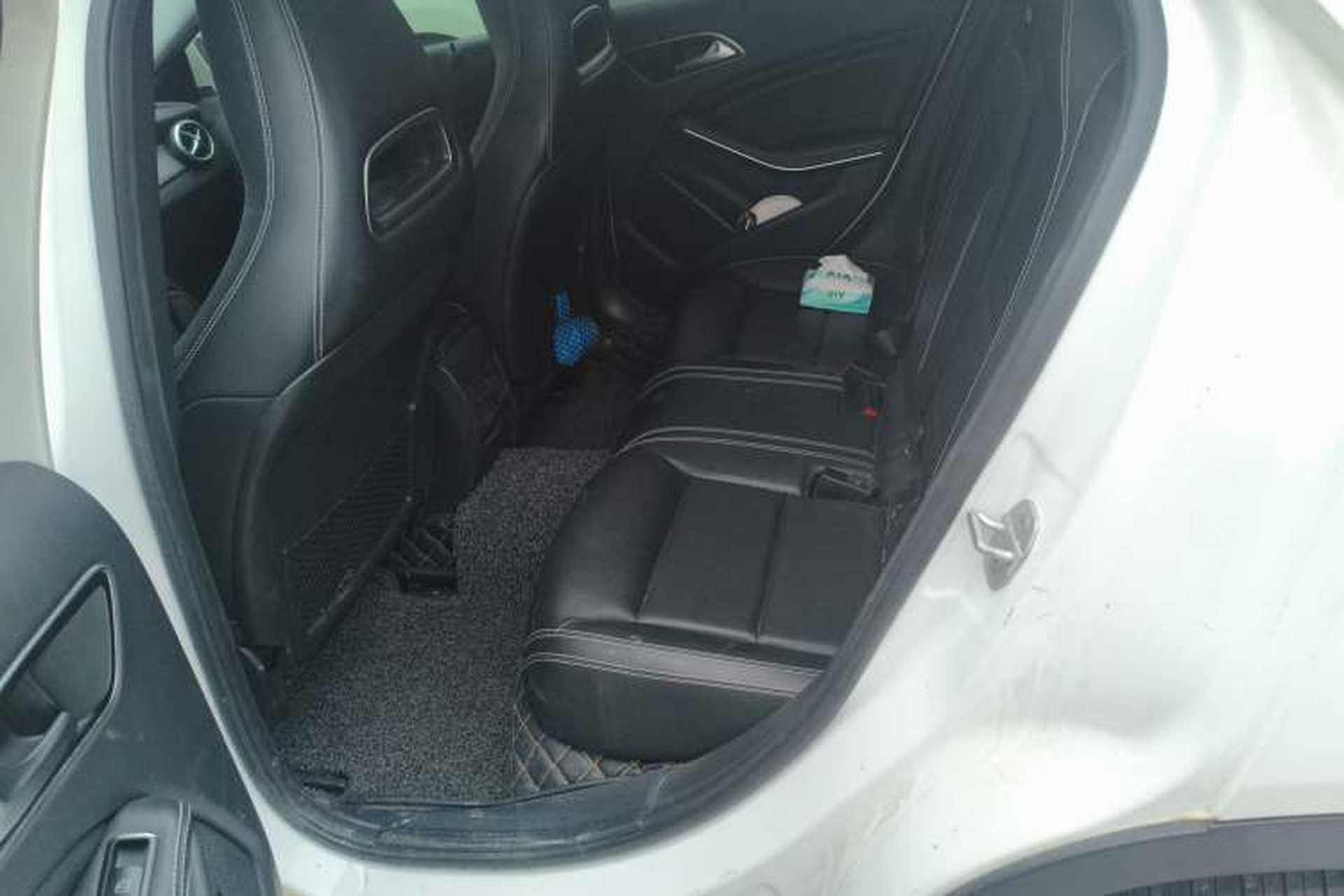 Used Mercedes-Benz GLA 2016 GLA 200 Fashion Model Left Rear Seat