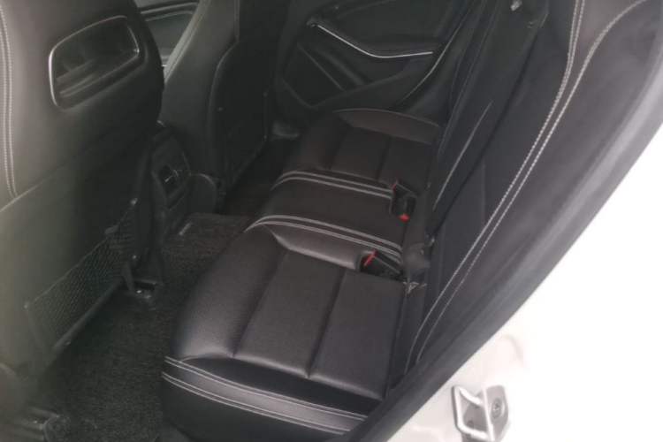 Used Mercedes-Benz GLA 2016 GLA 200 Fashion Model Left Rear Seat