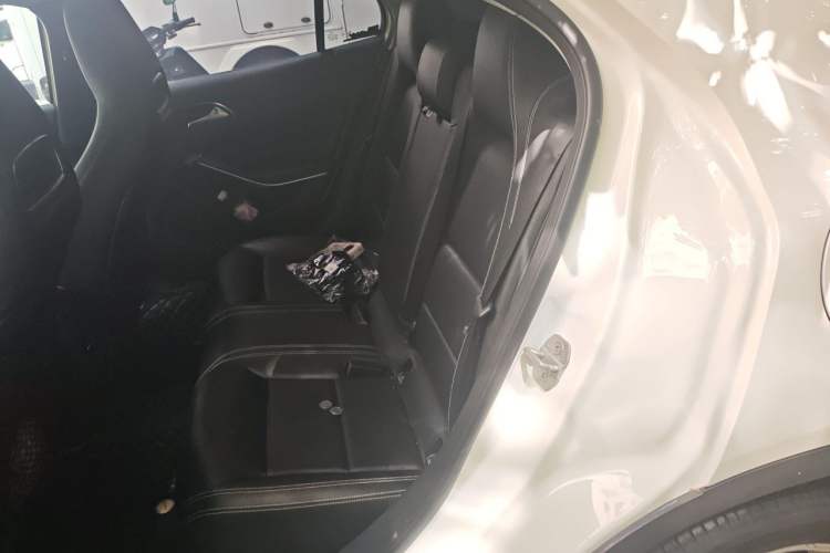Used Mercedes-Benz GLA 2016 GLA 200 Sport Edition Left Rear Seat