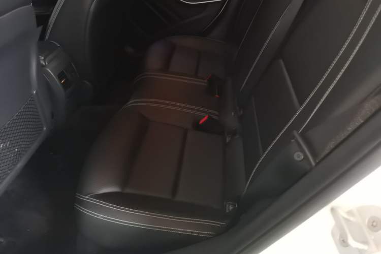 Used Mercedes-Benz GLA 2016 GLA 200 Sport Edition Left Rear Seat