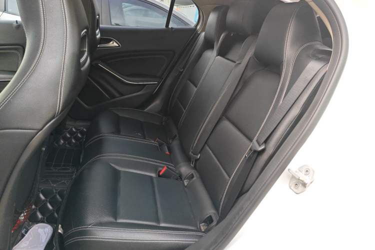Used Mercedes-Benz GLA 2016 GLA 200 Sport Edition Left Rear Seat