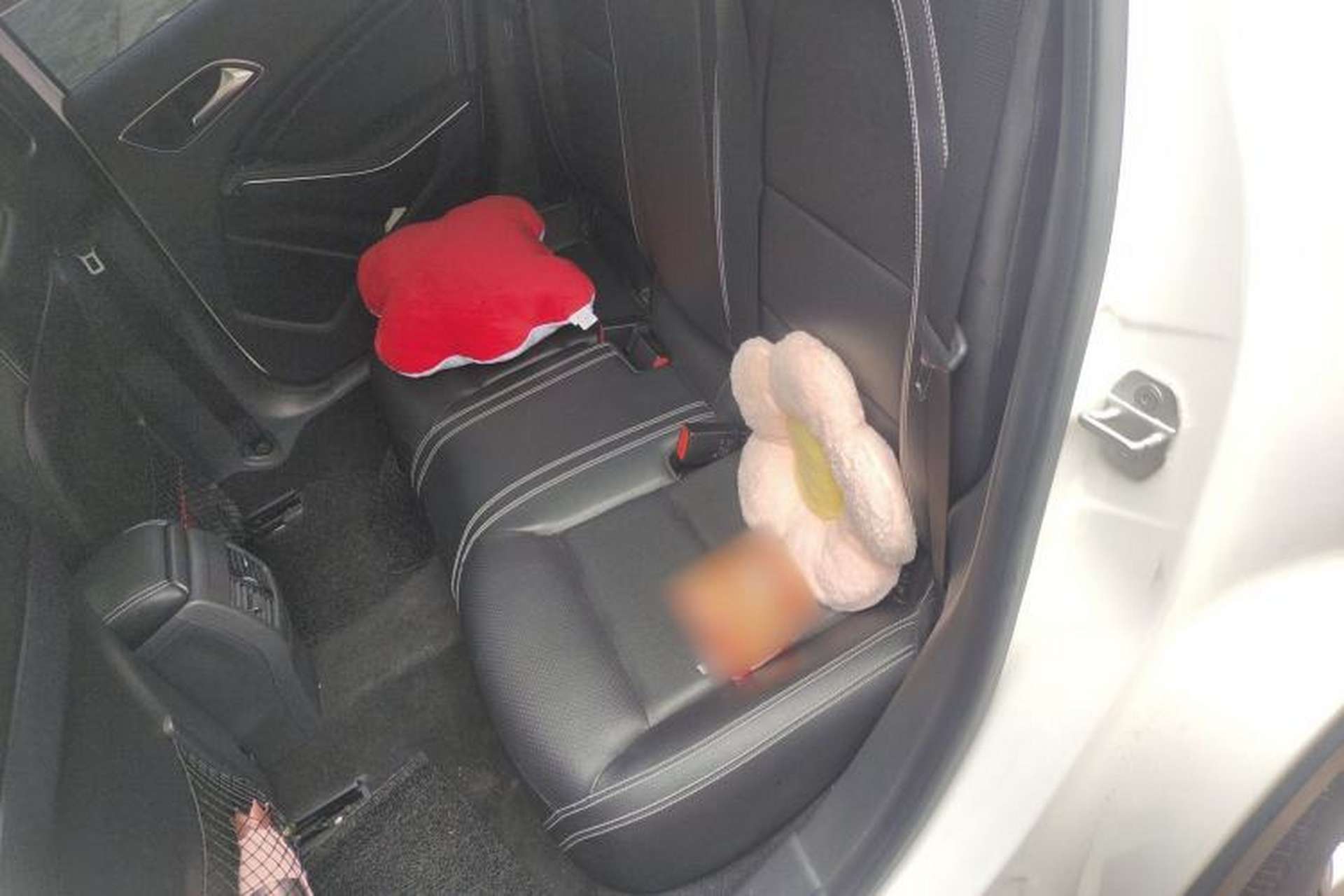 Used Mercedes-Benz GLA 2016 GLA 200 Sport Edition Left Rear Seat