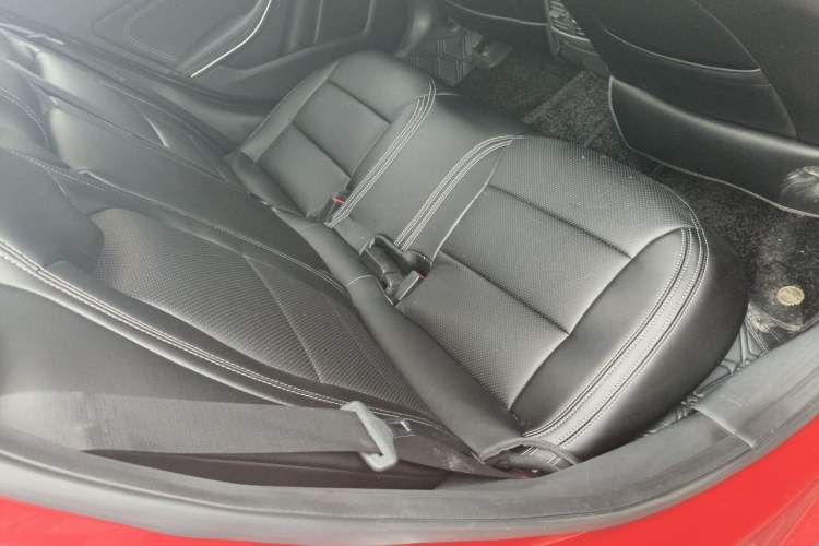 Used Mercedes-Benz GLA 2016 GLA 200 Sport Edition Left Rear Seat