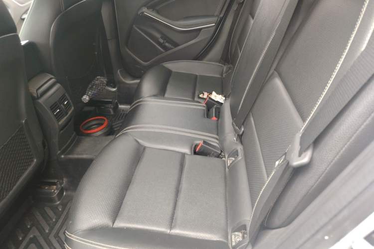 Used Mercedes-Benz GLA 2016 GLA 220 4MATIC Fashion Edition Left Rear Seat