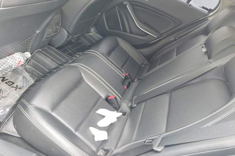 Used Mercedes-Benz GLA 2016 GLA 200 Sport Edition Left Rear Seat