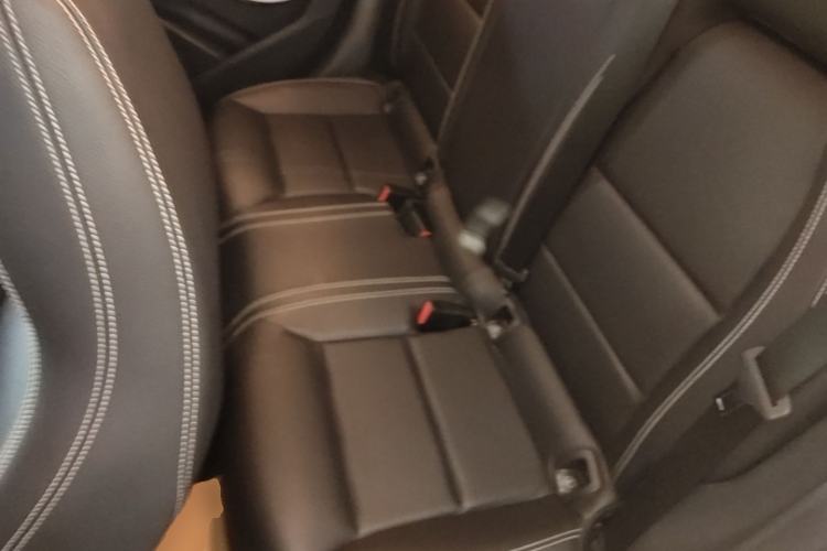 Used Mercedes-Benz GLA 2016 GLA 220 4MATIC Fashion Edition Left Rear Seat