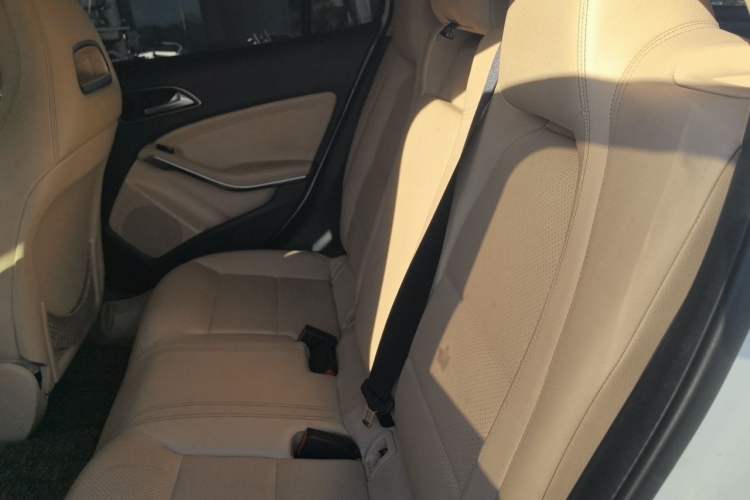 Used Mercedes-Benz GLA 2016 GLA 200 Sport Edition Left Rear Seat