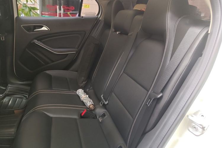 Used Mercedes-Benz GLA 2016 GLA 220 4MATIC Fashion Edition Left Rear Seat