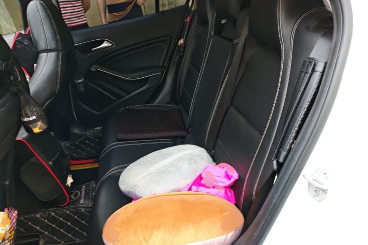 Used Mercedes-Benz GLA 2016 GLA 200 Fashion Model Left Rear Seat