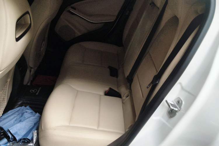 Used Mercedes-Benz GLA 2016 GLA 220 4MATIC Fashion Edition Left Rear Seat