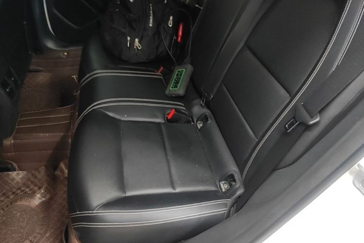 Used Mercedes-Benz GLA 2016 GLA 220 4MATIC Fashion Edition Left Rear Seat