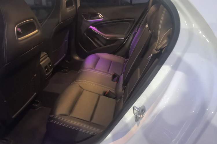 Used Mercedes-Benz GLA 2016 GLA 200 Sport Edition Left Rear Seat