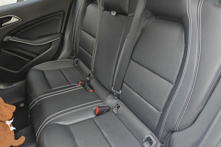 Used Mercedes-Benz GLA 2016 GLA 200 Sport Edition Left Rear Seat