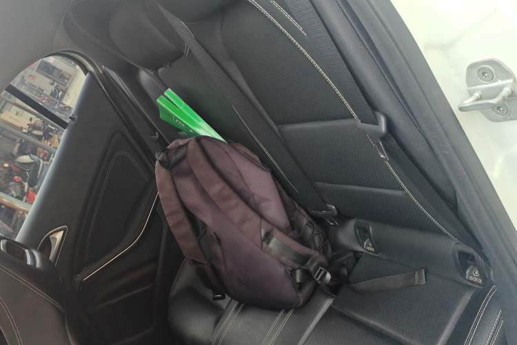Used Mercedes-Benz GLA 2016 GLA 200 Sport Edition Left Rear Seat