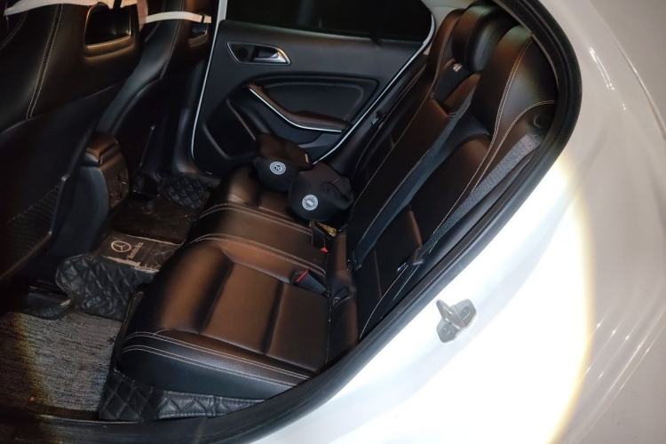 Used Mercedes-Benz GLA 2016 GLA 200 Sport Edition Left Rear Seat