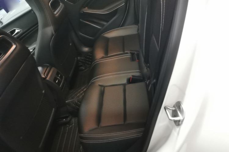 Used Mercedes-Benz GLA 2016 GLA 200 Fashion Model Left Rear Seat