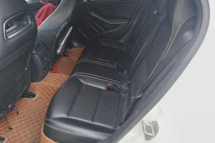 Used Mercedes-Benz GLA 2016 GLA 200 Sport Edition Left Rear Seat