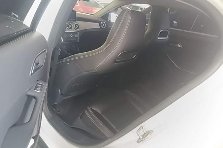 Used Mercedes-Benz GLA 2016 GLA 200 Sport Edition Left Rear Seat