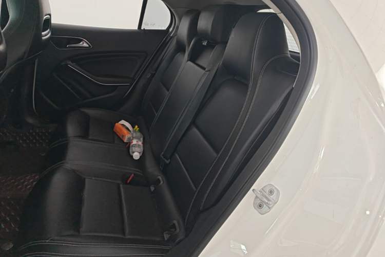 Used Mercedes-Benz GLA 2016 GLA 200 Sport Edition Left Rear Seat