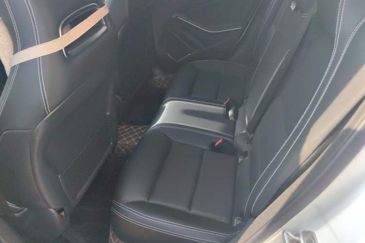 Used Mercedes-Benz GLA 2016 GLA 200 Sport Edition Left Rear Seat